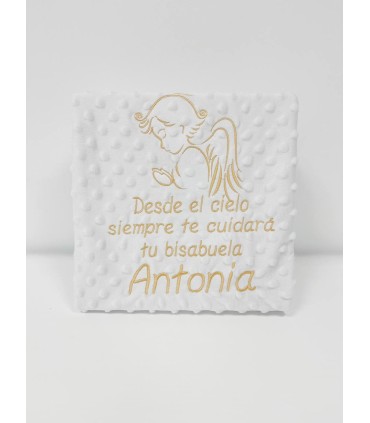 Manta Angelito bordado frase corta y nombre