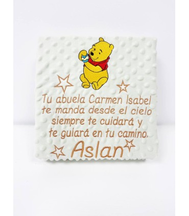 Manta Winnie the Pooh bordado frase larga y nombre
