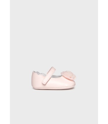 Merceditas flor desde recién nacida rosa