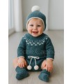 Conjunto jersey, cubre pañal ,gorro y botitas. Cedro