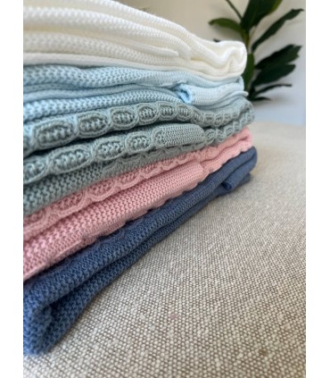 Toquilla de lana trenzado verde empolvado