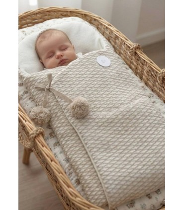 Saco para capazo bebé pompones camel